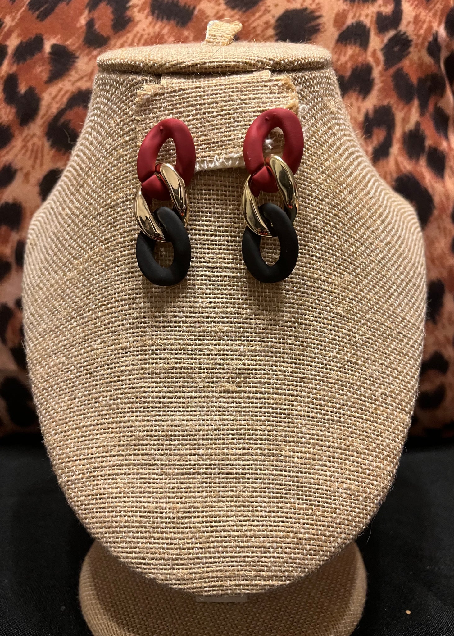 “CHAIN EARS”
