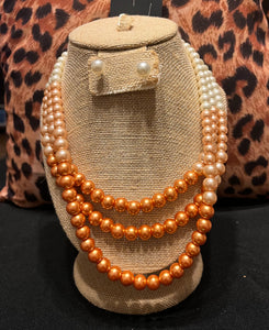 “UNIQUE PEARLS”, PEACHY ORANGE