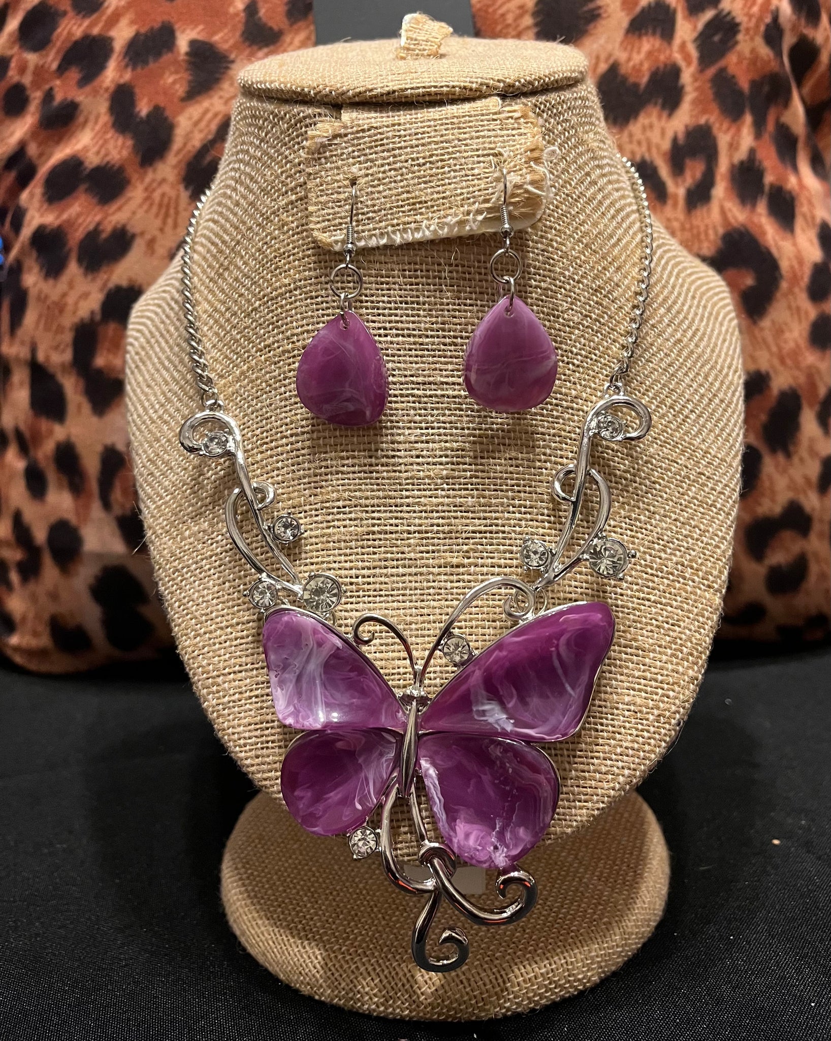 “SUMMER BUTTERFLY “, NECKLACE, PURPLE