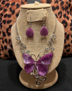 “SUMMER BUTTERFLY “, NECKLACE, PURPLE