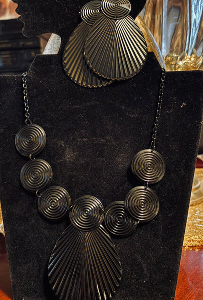 “E-STYLE SETS”, BLACK, NECKLACE