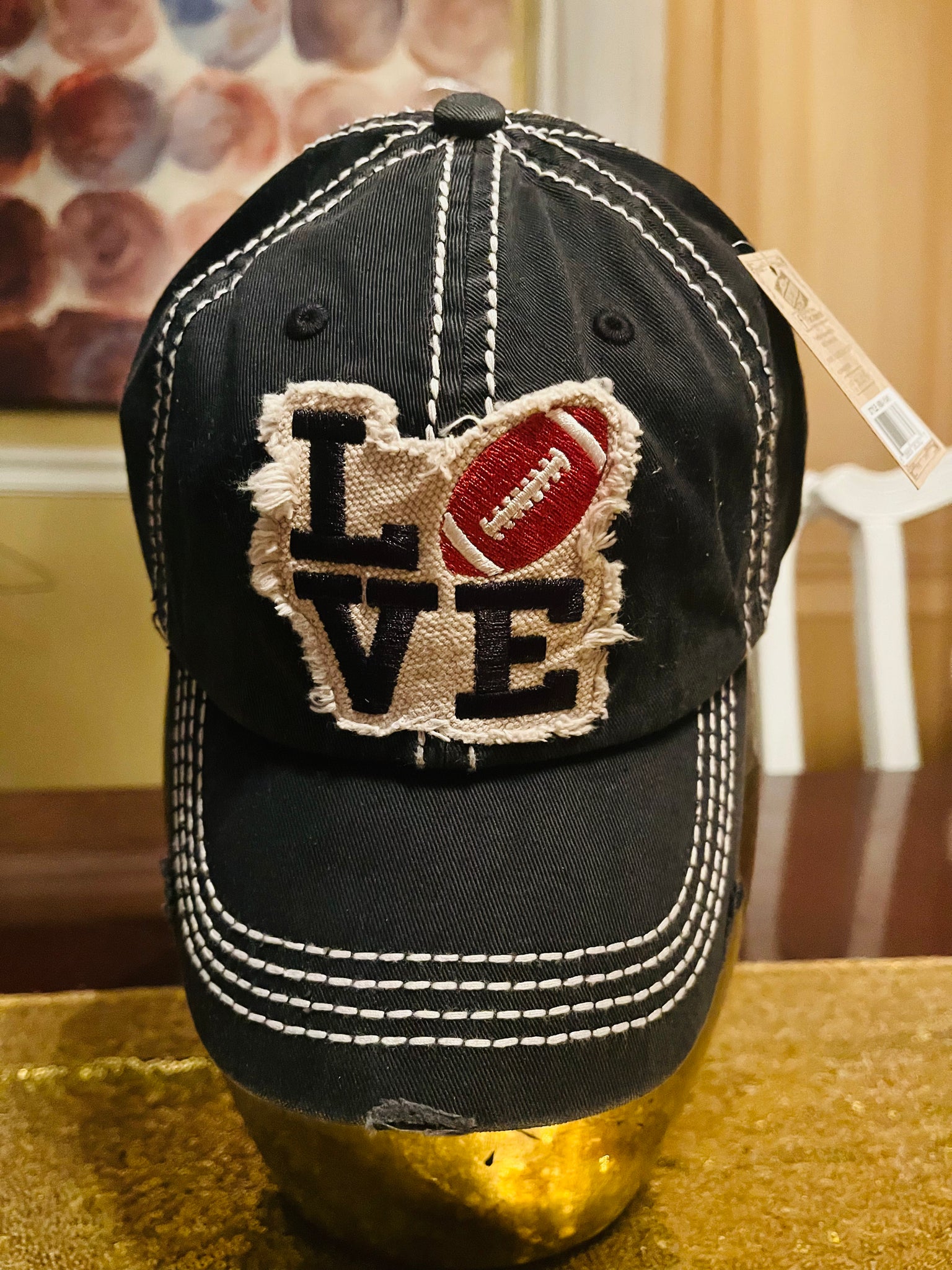 "LOVE HAT"-BLACK