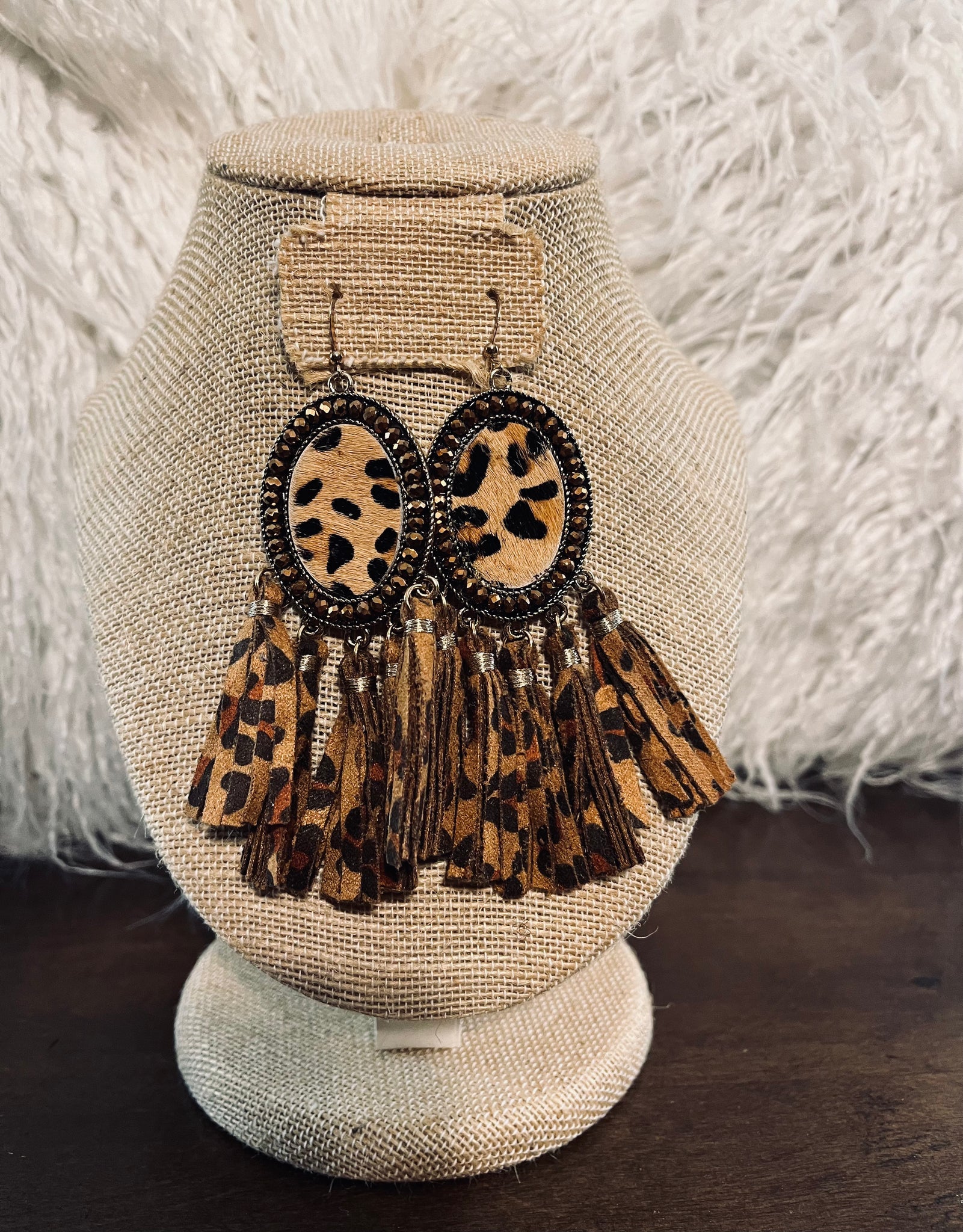 “EXOTIC EARRINGS“, BROWN TASSELS