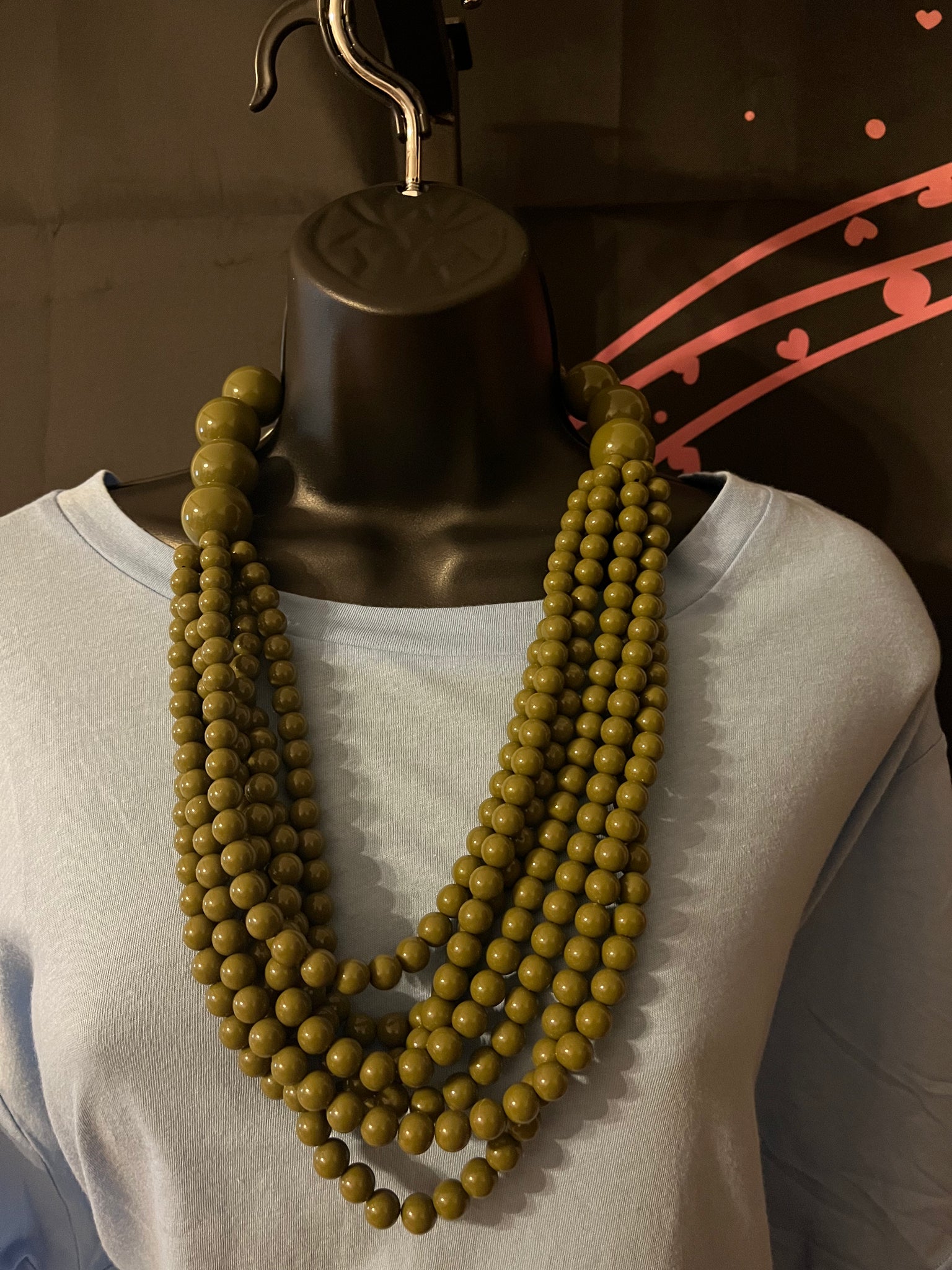 "CLASSY BOLD LAYERS", OLIVE GREEN